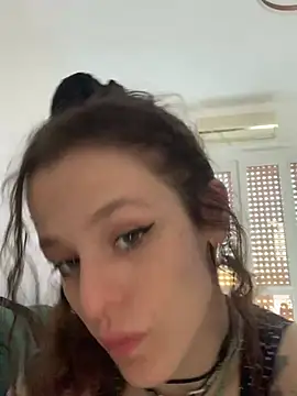 Snapshot of 4lien chatting on 04/05/26, 04:48 4lien online show from 04/05/26, 04:48