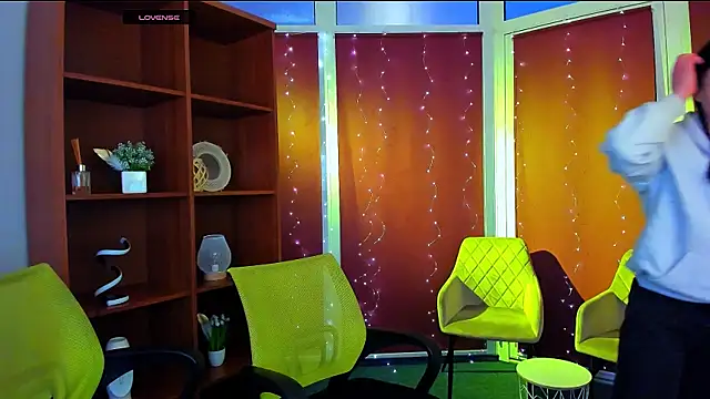 Snapshot of lole_ti chatting on 03/08/26, 07:28 lole ti online show from 03/08/26, 07:28