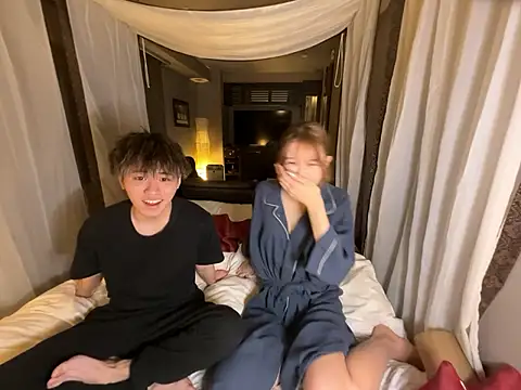 Snapshot of caba_sara chatting on 02/22/26, 01:31 caba sara online show from 02/22/26, 01:31