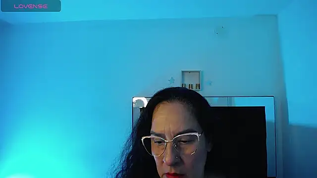 Snapshot of KiaraFoster chatting on 04/17/26, 11:13 KiaraFoster online show from 04/17/26, 11:13