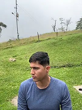 ericlee12 online show from 12/19/25, 04:25