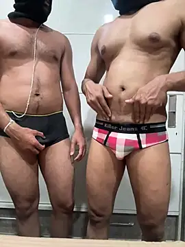 Snapshot of The_AlphaDuo chatting on 02/13/26, 04:58 The AlphaDuo online show from 02/13/26, 04:58