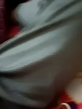 Snapshot of honorhorny chatting on 12/21/25, 05:31 honorhorny online show from 12/21/25, 05:31