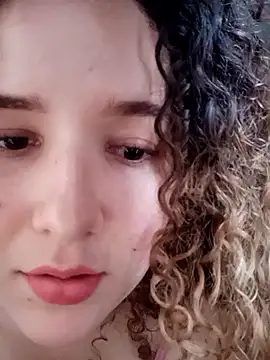 SalmaMilk online show from 12/22/25, 09:45