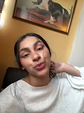 Snapshot of ManuelaEvans_ chatting on 03/24/26, 08:03 ManuelaEvans online show from 03/24/26, 08:03