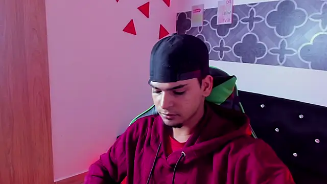 Alejandro Dirty online show from 12/22/25, 01:19