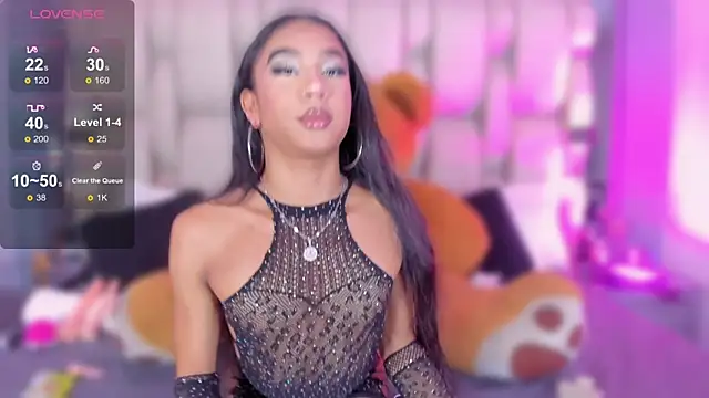 Snapshot of _PaulinaDoll_ chatting on 01/19/26, 03:32 PaulinaDoll online show from 01/19/26, 03:32