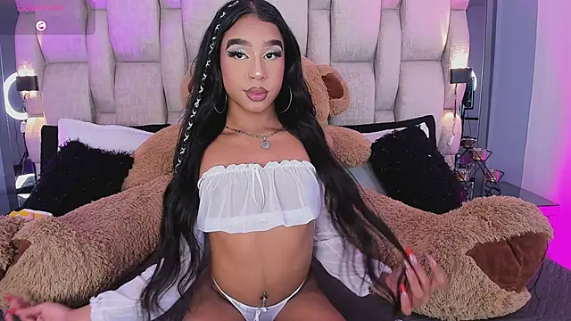 Snapshot of _PaulinaDoll_ chatting on 02/06/26, 04:17 PaulinaDoll online show from 02/06/26, 04:17