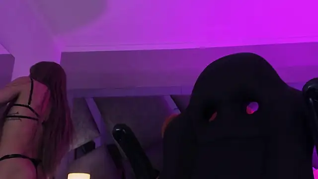 Charlotteinpole online show from 03/17/26, 03:44