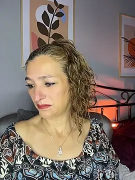 JennaMilf  online show from 04/28/26, 03:50