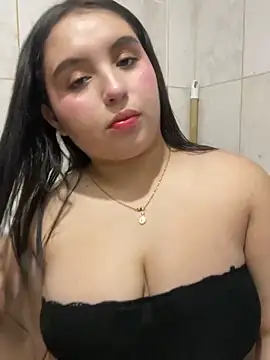 Snapshot of Mariatyler chatting on 03/27/26, 09:14 Mariatyler online show from 03/27/26, 09:14