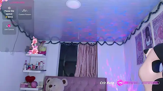 Snapshot of violett_brown9 chatting on 02/14/26, 03:36 violett brown9 online show from 02/14/26, 03:36