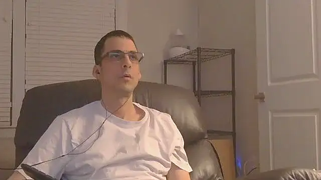 SissyJosh online show from 12/21/25, 05:25