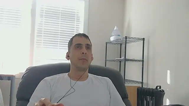 Snapshot of SissyJosh chatting on 02/01/26, 04:16 SissyJosh online show from 02/01/26, 04:16