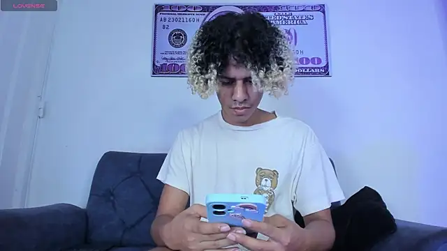 Victor LatinBoy online show from 05/04/26, 12:12