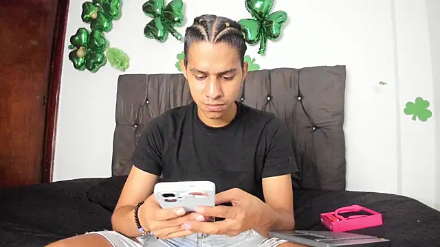 Victor LatinBoy online show from 05/08/26, 03:01