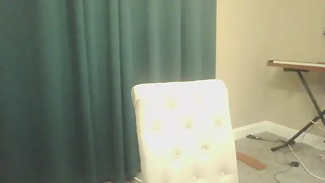 MaliaSkye online show from 12/20/25, 04:52