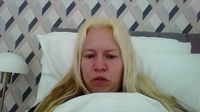 jennyblondeuk online show from 04/01/26, 09:10