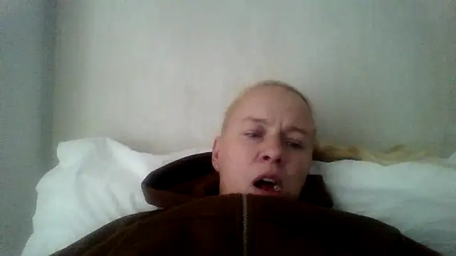 jennyblondeuk online show from 04/14/26, 02:56