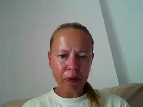 jennyblondeuk online show from 06/06/26, 02:44