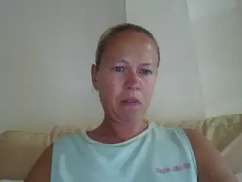 jennyblondeuk online show from 06/11/26, 08:29