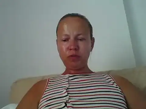 jennyblondeuk online show from 06/12/26, 05:34