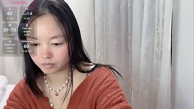 Snapshot of Yuer-77 chatting on 01/07/26, 11:23 Yuer-77 online show from 01/07/26, 11:23