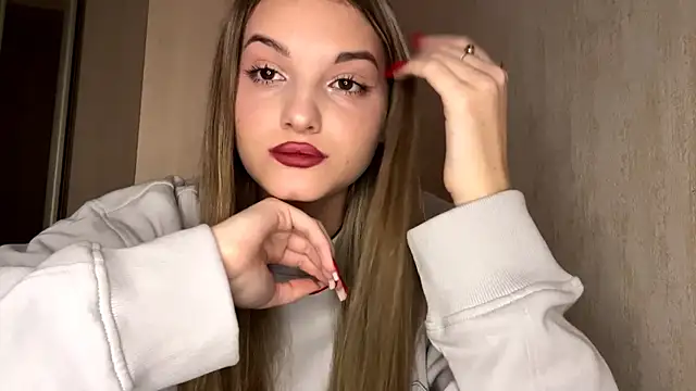 Snapshot of EmllyLighty chatting on 01/14/26, 12:55 EmllyLighty online show from 01/14/26, 12:55