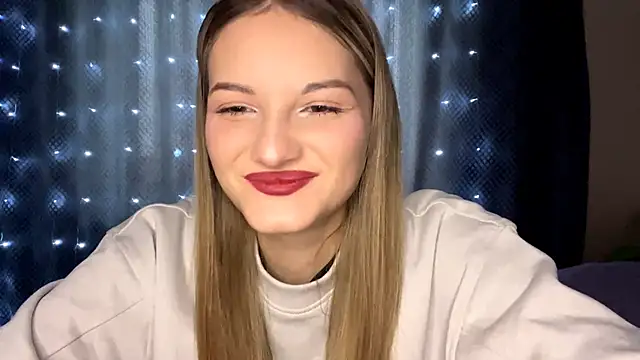 Snapshot of EmllyLighty chatting on 01/15/26, 08:19 EmllyLighty online show from 01/15/26, 08:19