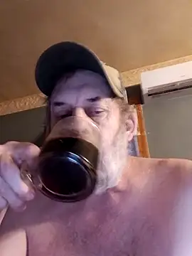 Snapshot of FragrantToe529 chatting on 03/13/26, 12:34 FragrantToe529 online show from 03/13/26, 12:34