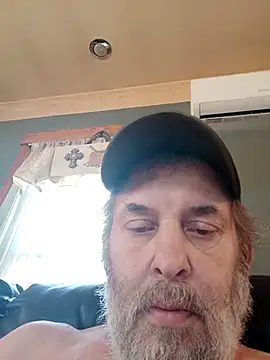 Snapshot of FragrantToe529 chatting on 03/22/26, 06:33 FragrantToe529 online show from 03/22/26, 06:33