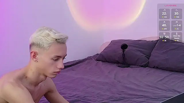 Snapshot of Leonlure chatting on 02/22/26, 09:41 Leonlure online show from 02/22/26, 09:41