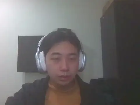 Snapshot of AJIJI1010 chatting on 03/12/26, 09:21 AJIJI1010 online show from 03/12/26, 09:21