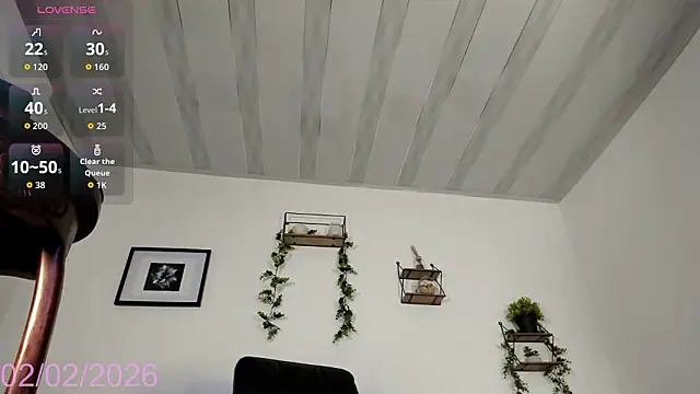 Raven Zahara online show from 02/03/26, 06:40