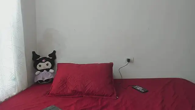 Snapshot of Arimonroee chatting on 03/04/26, 09:10 Arimonroee online show from 03/04/26, 09:10