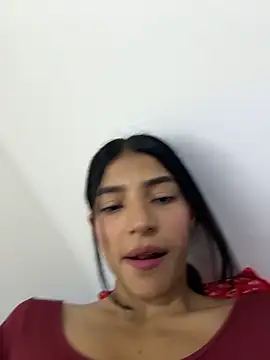 Snapshot of Ema_Rose_ chatting on 03/26/26, 08:36 Ema Rose online show from 03/26/26, 08:36