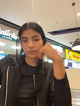 Snapshot of Ema_Rose_ chatting on 05/16/26, 07:34 Ema Rose online show from 05/16/26, 07:34