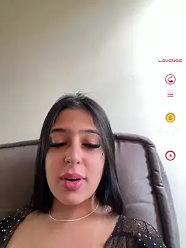 jujuarantes  2026 online show from 05/08/26, 01:27