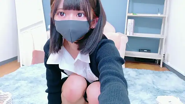 Snapshot of Kiki-jpn chatting on 02/15/26, 09:30 Kiki-jpn online show from 02/15/26, 09:30