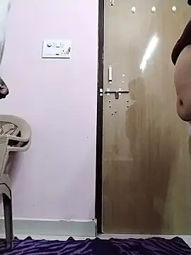 Snapshot of DesiSeductress chatting on 01/19/26, 03:16 DesiSeductress online show from 01/19/26, 03:16