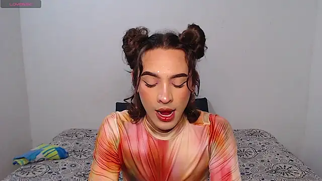 Snapshot of missarii28 chatting on 03/04/26, 11:33 missarii28 online show from 03/04/26, 11:33