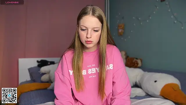 Snapshot of steffi_meoww chatting on 01/11/26, 08:03 steffi meoww online show from 01/11/26, 08:03