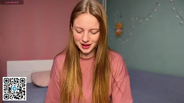 Snapshot of steffi_meoww chatting on 02/08/26, 06:55 steffi meoww online show from 02/08/26, 06:55