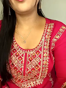 Snapshot of Deshi_bhabhi143 chatting on 05/05/26, 05:48 Deshi bhabhi143 online show from 05/05/26, 05:48