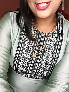 Snapshot of Deshi_bhabhi143 chatting on 07/18/26, 07:56 Deshi bhabhi143 online show from 07/18/26, 07:56