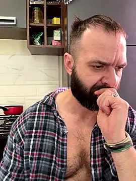 Snapshot of DamonSalvatore2 chatting on 01/09/26, 10:40 DamonSalvatore2 online show from 01/09/26, 10:40