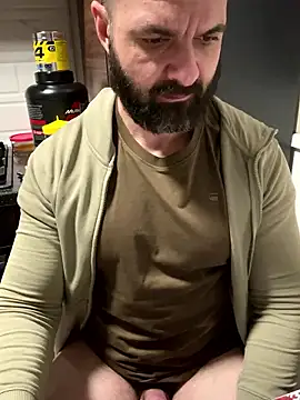 Snapshot of DamonSalvatore2 chatting on 01/09/26, 10:44 DamonSalvatore2 online show from 01/09/26, 10:44