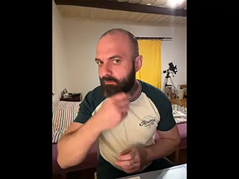 Snapshot of DamonSalvatore2 chatting on 03/06/26, 07:32 DamonSalvatore2 online show from 03/06/26, 07:32