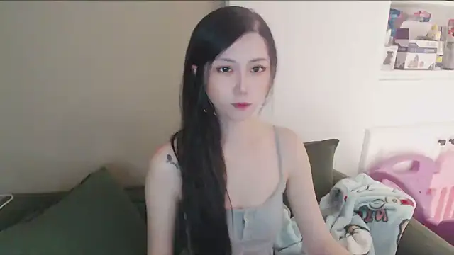 Snapshot of whitecat13 chatting on 07/31/26, 12:26 whitecat13 online show from 07/31/26, 12:26