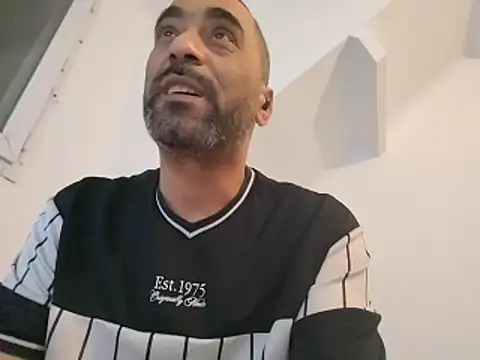 Snapshot of masterskorp chatting on 03/10/26, 08:36 masterskorp online show from 03/10/26, 08:36